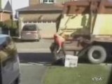 Garbage-man-scare-prank-backfires