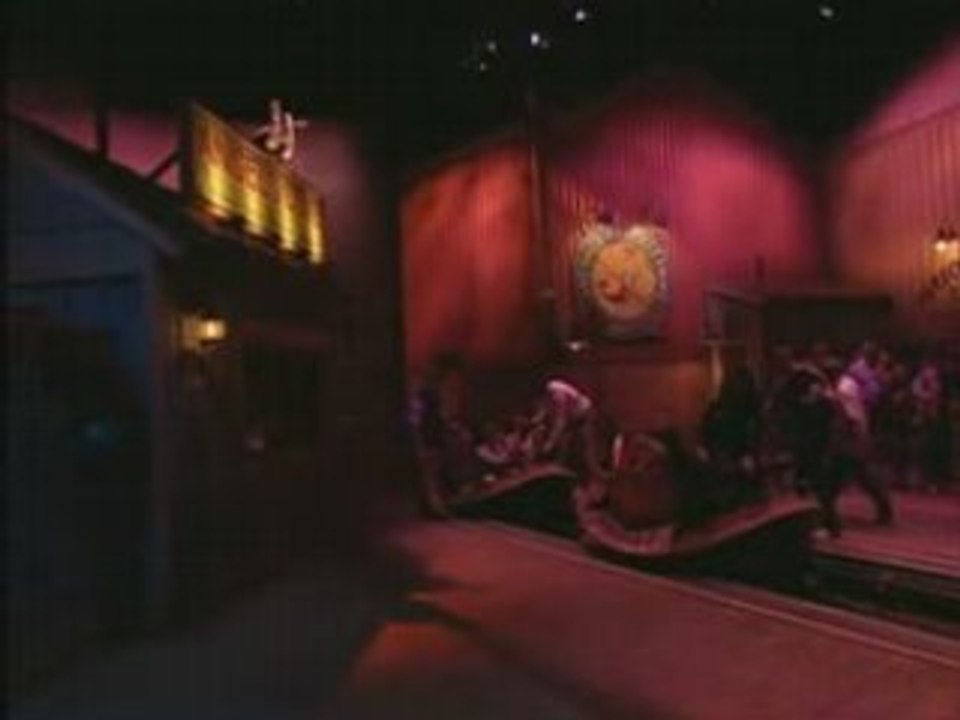Crush's Coaster Vidéo Officielle