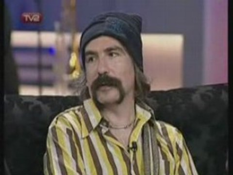 шоуто на Азис