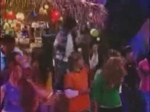 Hannah Montana ft Jonas Brothers - We Got The Party