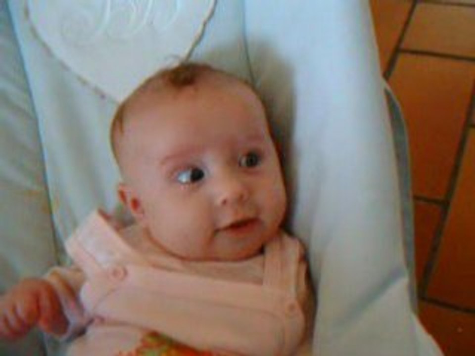 Morgane la tite bavarde!