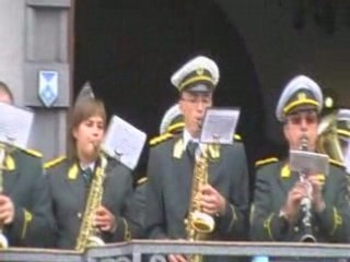 la fanfare de moulbaix et ses majorettes (belgique)