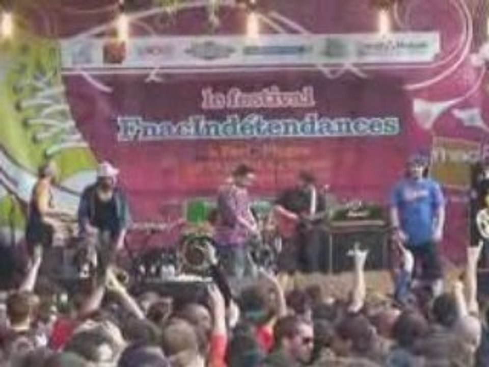 Svinkels Paris Plage 02.08.2008  Intro Dirty Centre Live