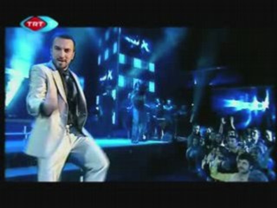 Tarkan - Dedikodu yepyebi klip 2008