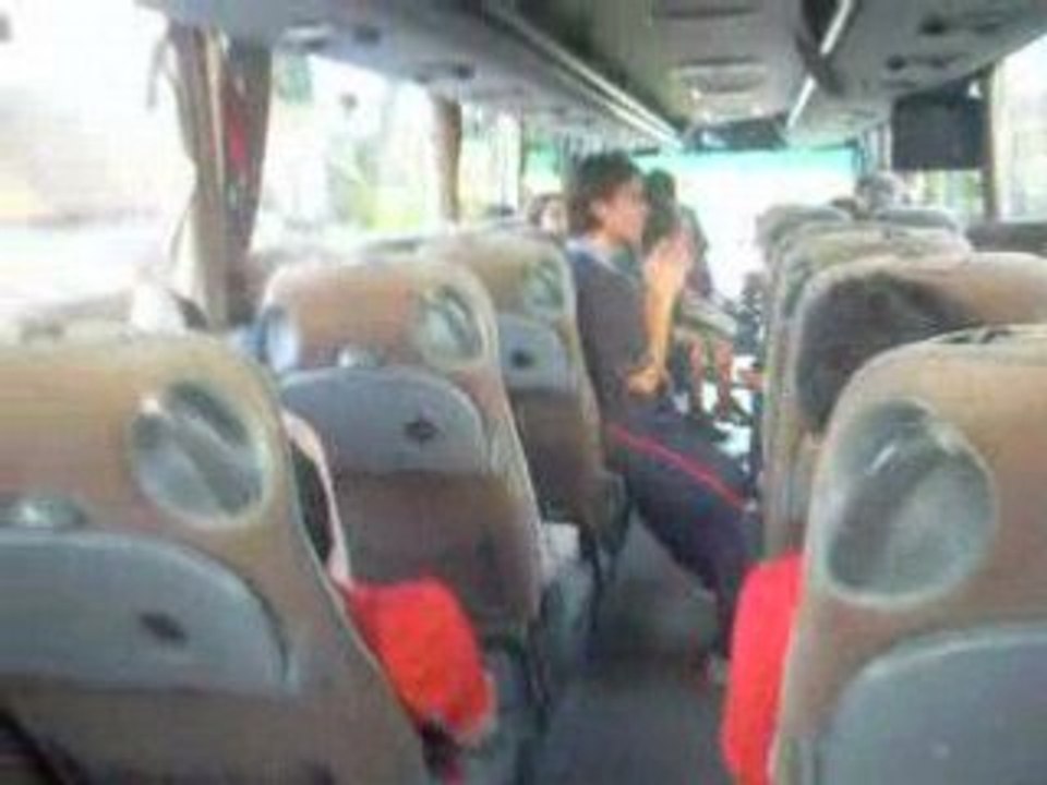 Chanson des inter-comité 2008 au retour dans le bus