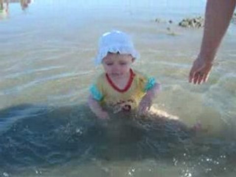 1er bain d'eau de mer