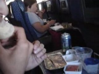 Repas dans l'avion à destination de Chicago