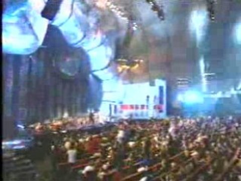 Puff Daddy Feat Usher, Busta Rhymes & Pharrel Williams