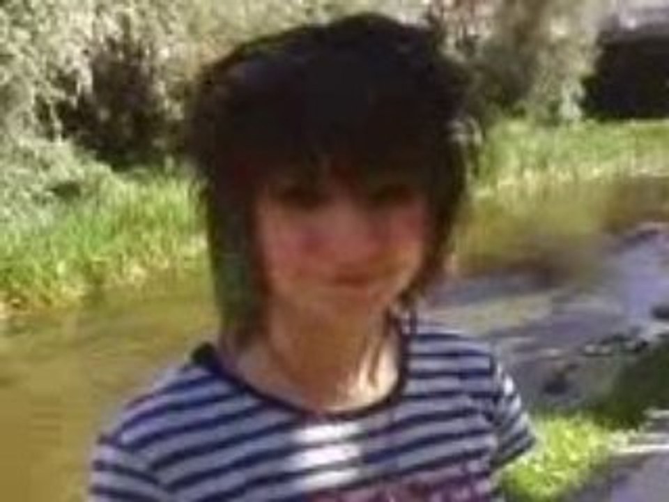 L'Emo La Pouf Et La Goth [ Et L'autre Emo Qui Film :p ]