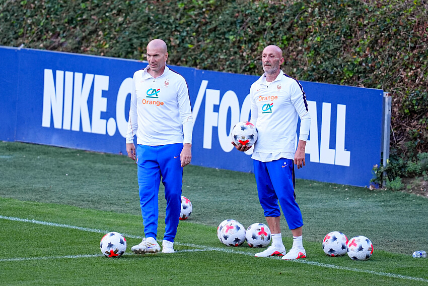 EDF : Entraînement en petit comité, show Barthez... Retour sur la première journée des Bleus de Zidane à Clairefontaine