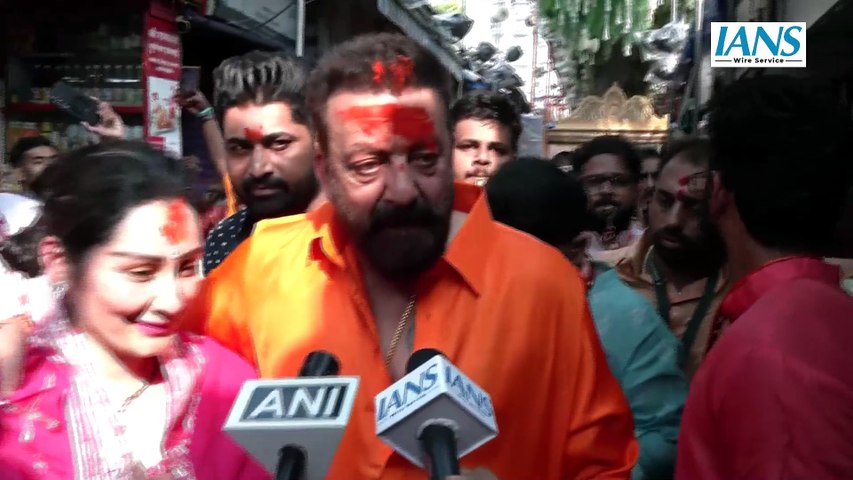 वाइफ मान्यता संग लालबागचा राजा के दरबार पहुंचे Sanjay Dutt, बयां कीं फीलिंग्स