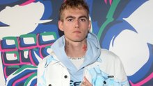 Morte de Presley Gerber em clínica de reabilitação é apurada como possível overdose
