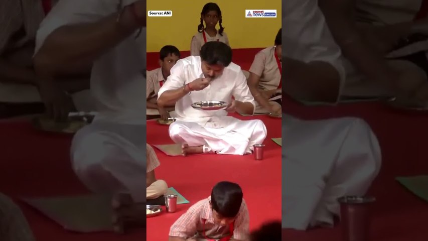 CM Vijay Enjoys Breakfast With Students | Free Breakfast Scheme | Chennai News