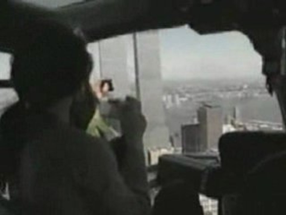 Helicopter films - World Trade Center UFO