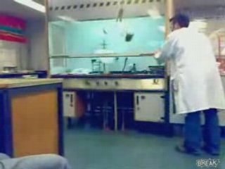 explosion en classe de chimie