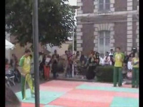 Représentation de Capoeira Gravigny juin 2008 Normandie