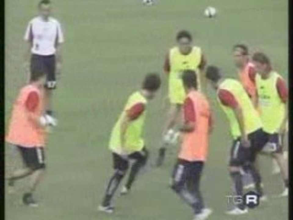 Si cerca un attaccante