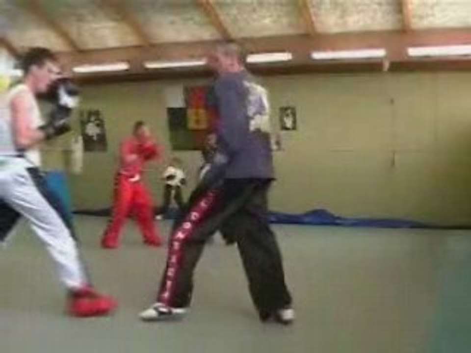BOXE PAUILAC 2003