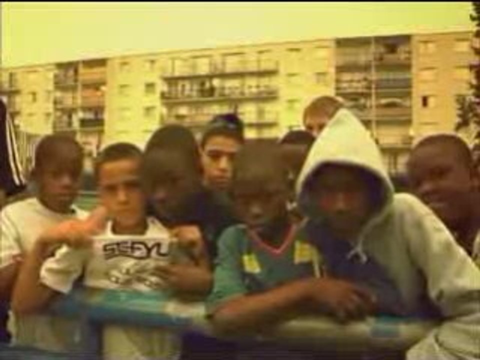 Sefyu  - Senegalo Ruskov Molotov