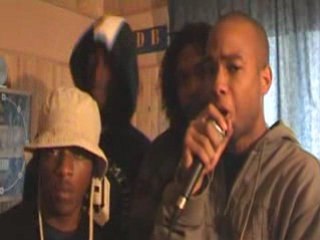 Freestyl chez SHENO MDB "Scar logan"
