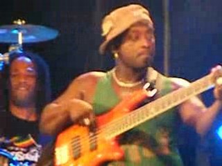 Alpha Blondy Lavandou été 2008 ENORME!