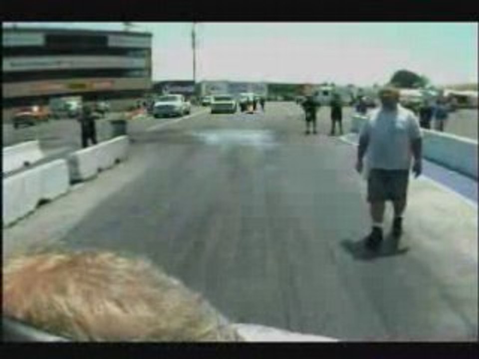 dragster vue de derriere