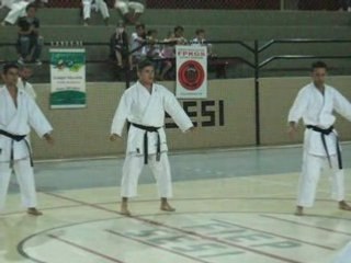 Bassai Dai com Clayton, Jefferson e Eduardo