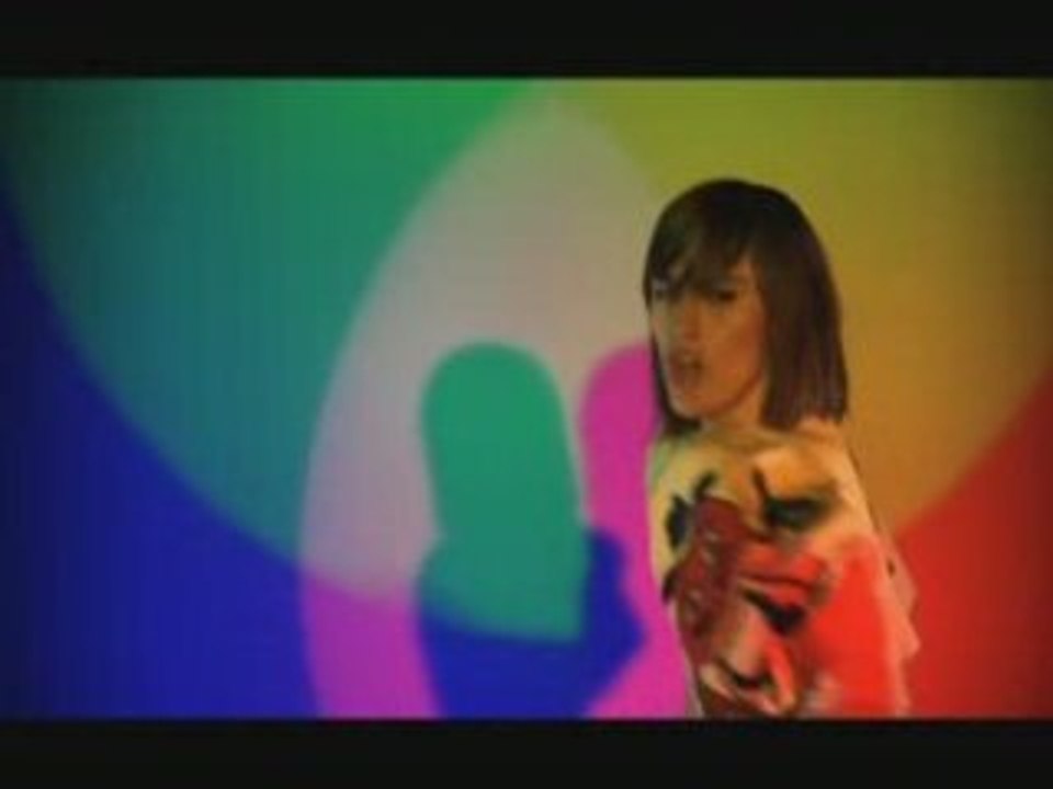 Yelle "Ce jeu" réalisé par Yoann Lemoine