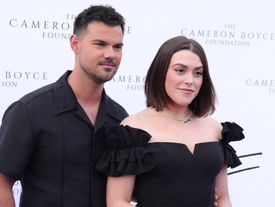 Erstes babyfoto ist da: taylor lautner ist papa