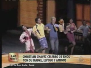 Christian celebro los 25 con familia y amigos (ETV)
