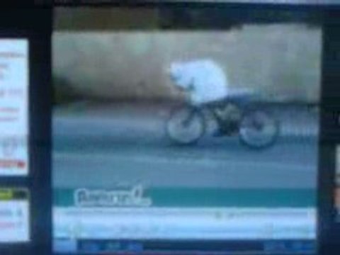 Regis fait un beurn a velo c trop un fou