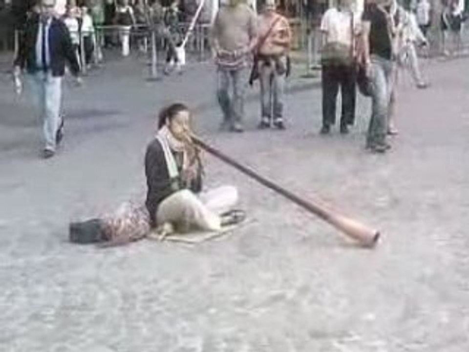 Adèle Blanchin Didgeridoo Vidéo Dailymotion
