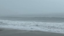 México cierra los puertos del Pacífico mientras el huracán Polo azota la costa