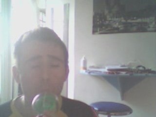 Wiwi égratigne "Leavin' on a jet plane"