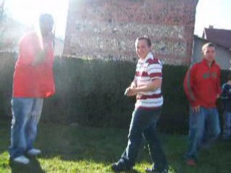 Monde 3 tout monde pète un cable plomb