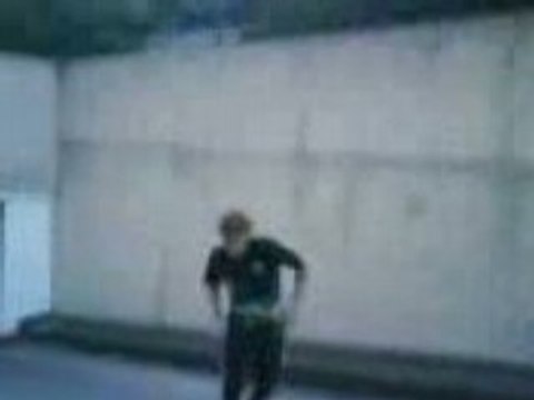 1 saut de ouf fait par OUF MAN