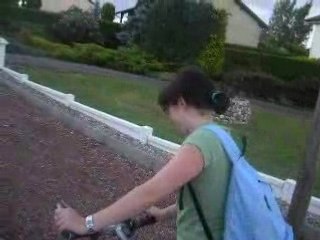 Lucie pete un cable (blog)