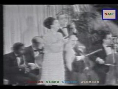 Oum Kalthoum (part 4)ام كلثوم - بعيد عنك