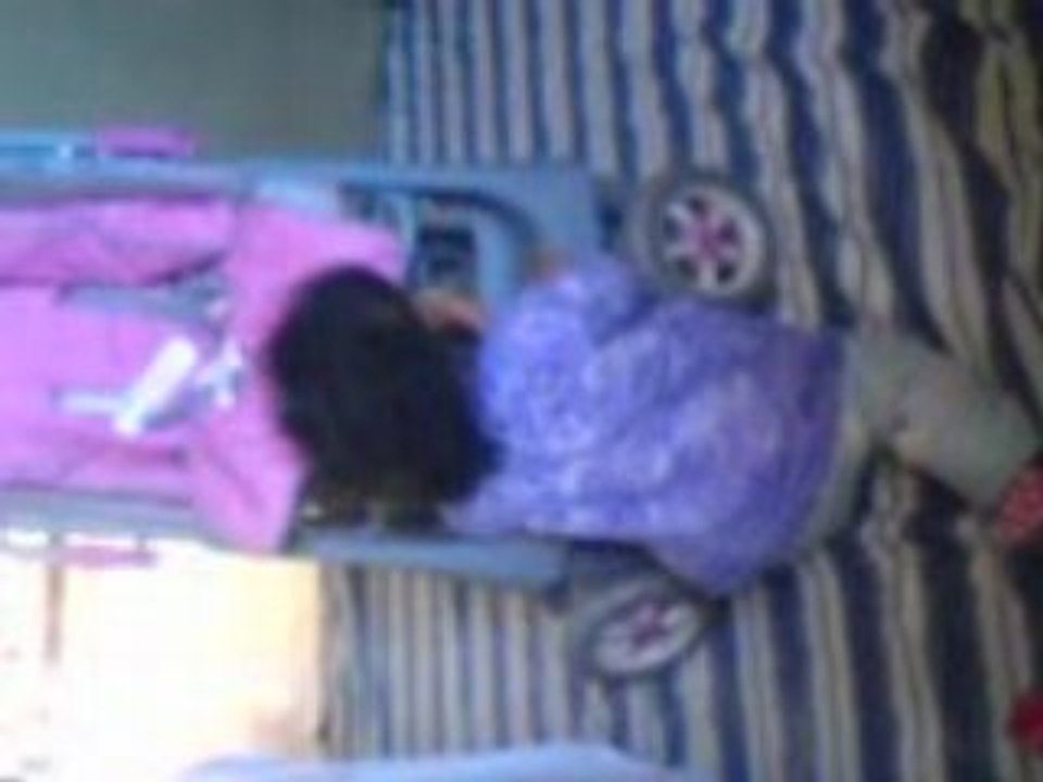 Anna andando
