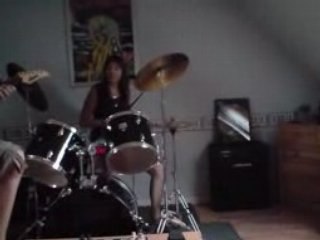 sees through my eyes