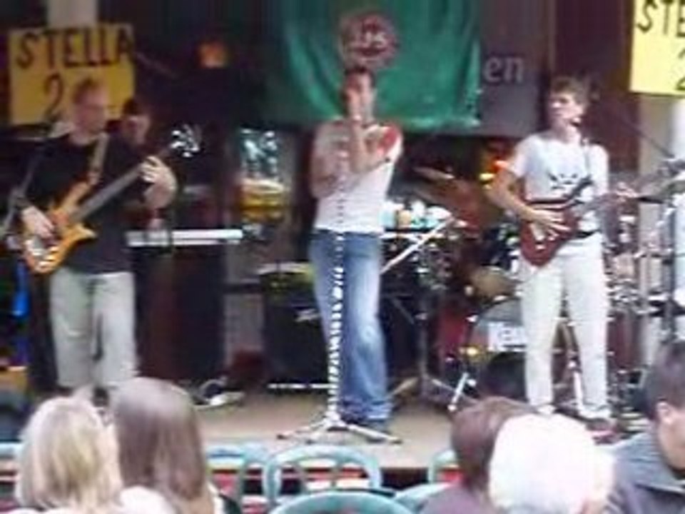 Reprise de somebody told me par kenata le 9 aout