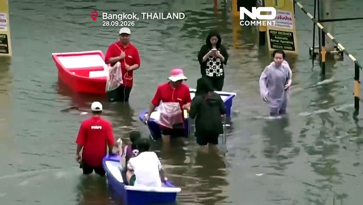 Bangkoks straßen werden zu kanälen: tagelanger starkregen setzt stadt unter wasser