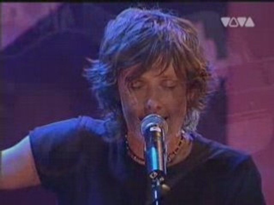 Sarah Bettens (K's Choice) - Not insane [Live 07-04-2005]