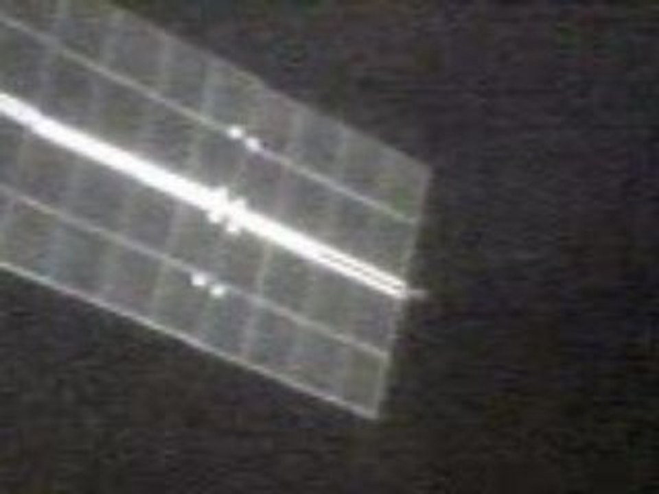 027-2000-nasaufo-sts101-iss-5s