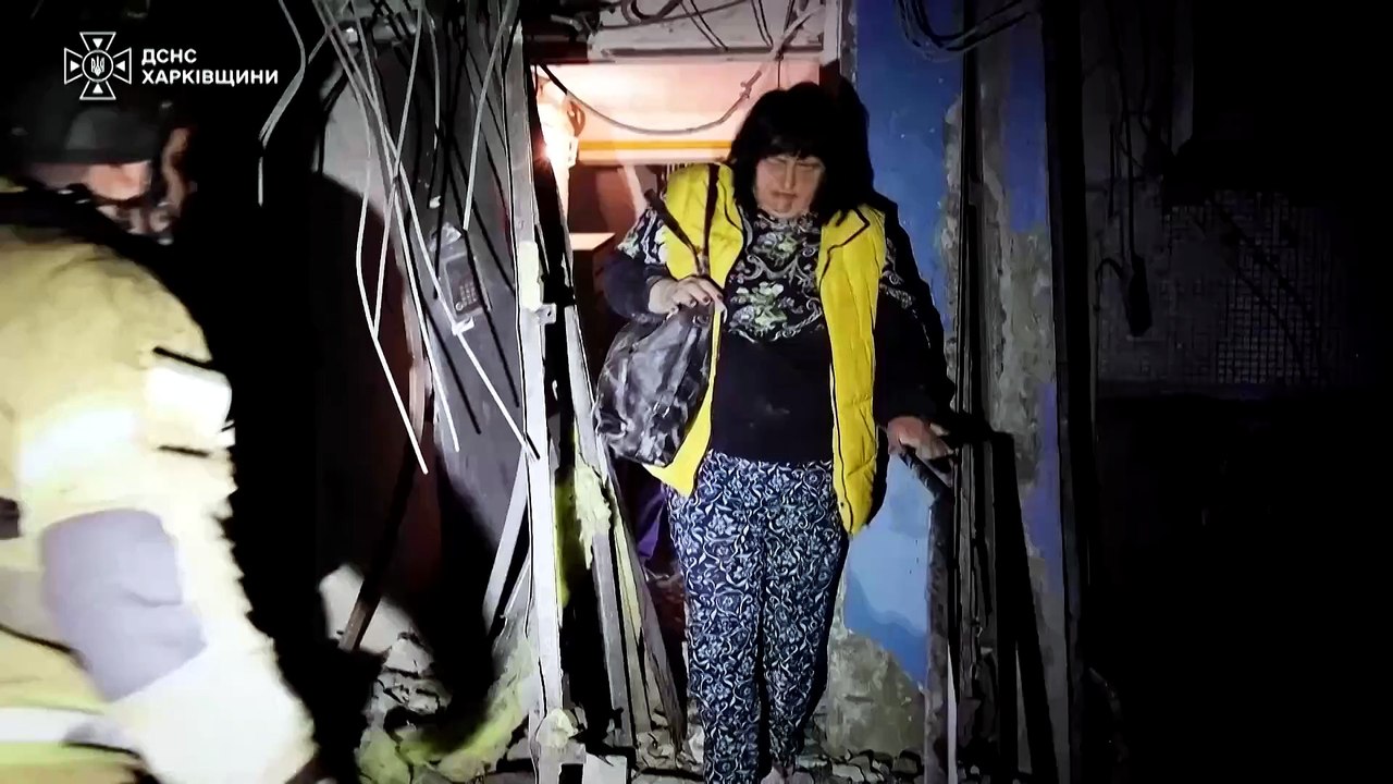 Russischer Angriff trifft Wohnblock in Charkiw: 25 Verletzte