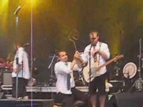 Ministère Magouille Dinan 2008 Les chanteurs morts