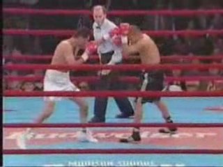 OScar De La Hoya vs. Jesse James Leija