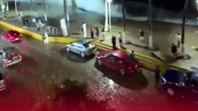 Huracán Polo provoca fuerte oleaje en el malecón de Puerto Vallarta
