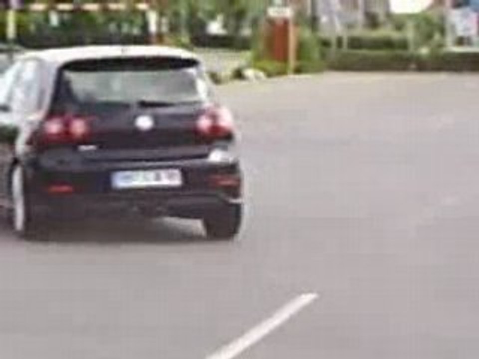 Manouch r32