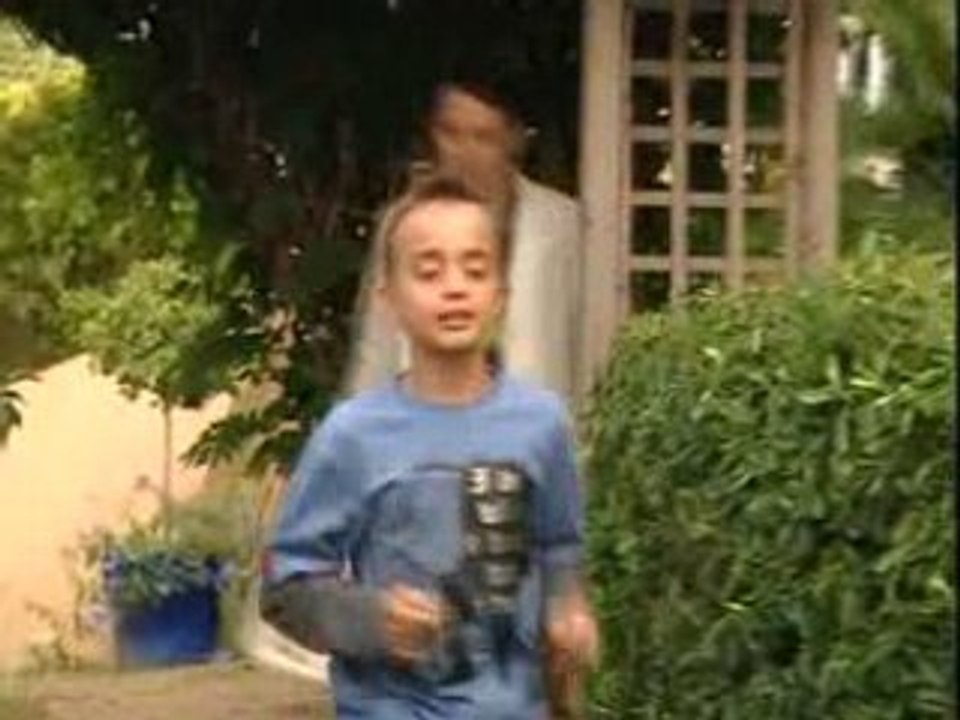 Spot CAPA 12-MPEG-4